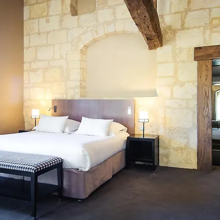 فندق Au Logis Des Remparts