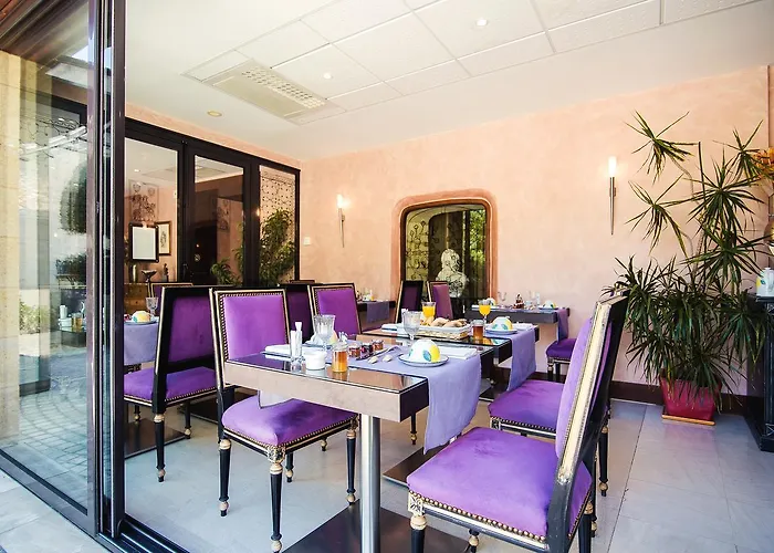 Au Logis Des Remparts